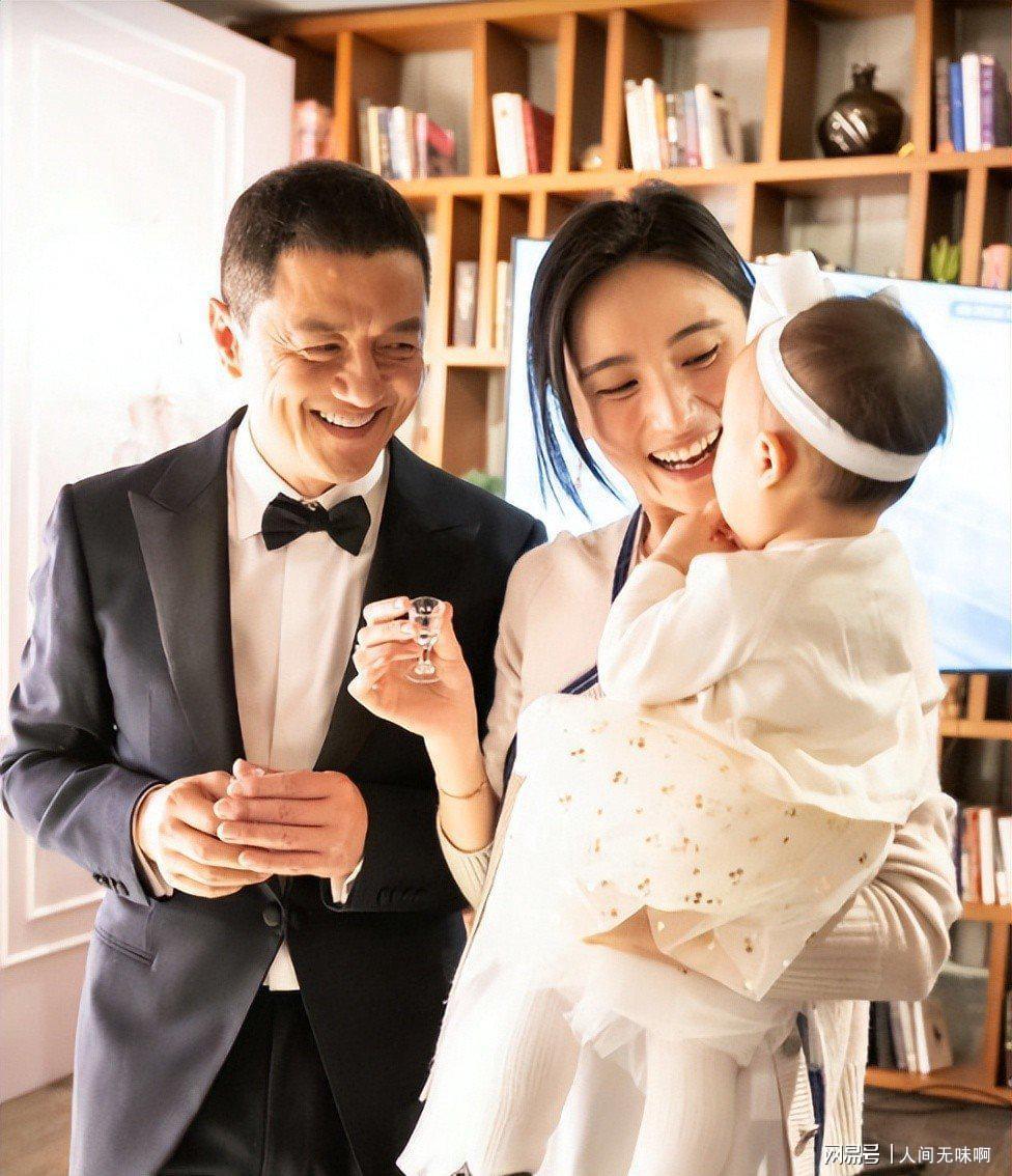 蜘蛛直播登录入口-离婚才3个月，高调谈论再婚的李亚鹏，没给海哈金喜留一丝体面