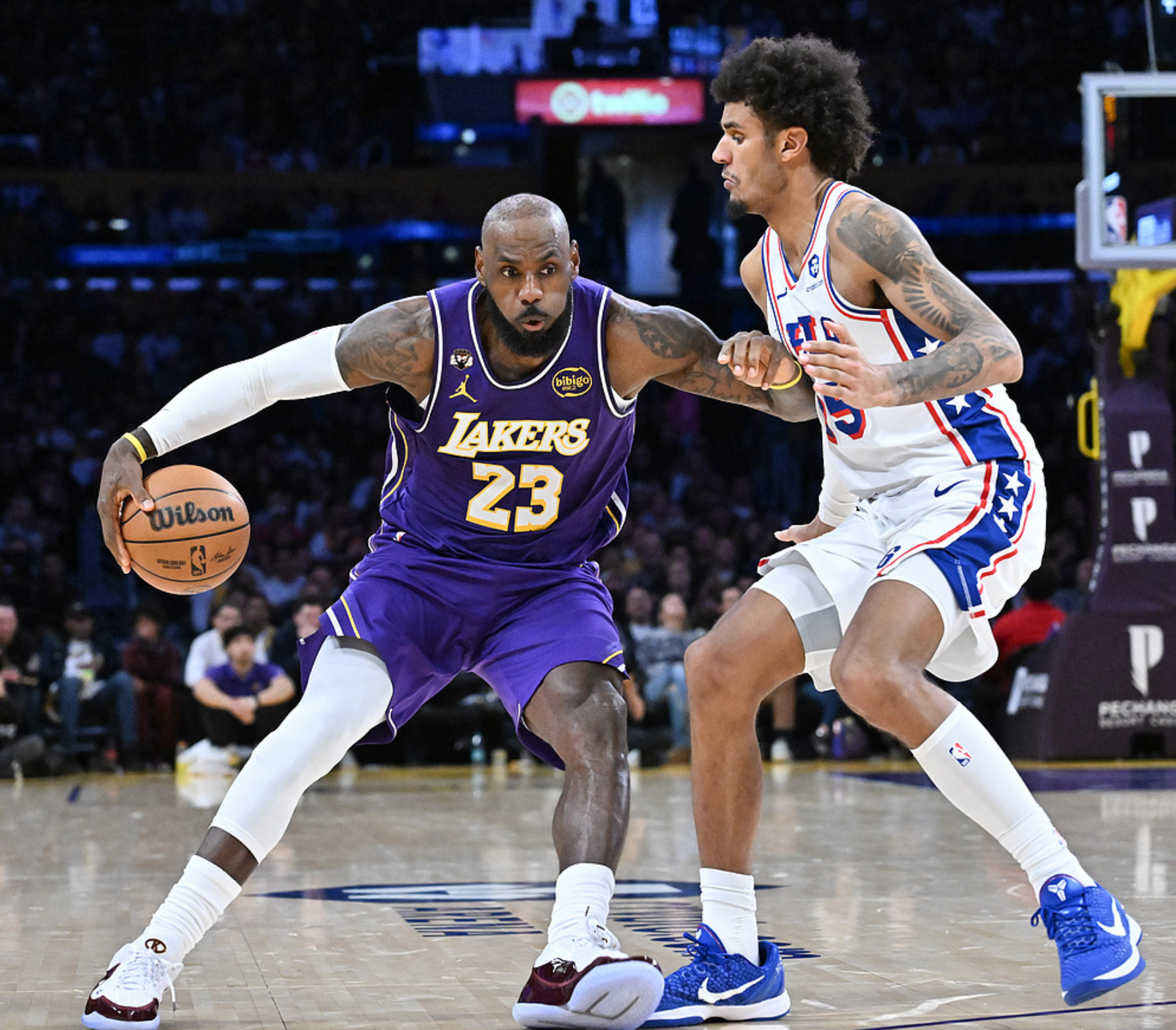 蜘蛛直播官方入口-就在今天！詹姆斯打破尘封22年NBA纪录，登顶历史第一