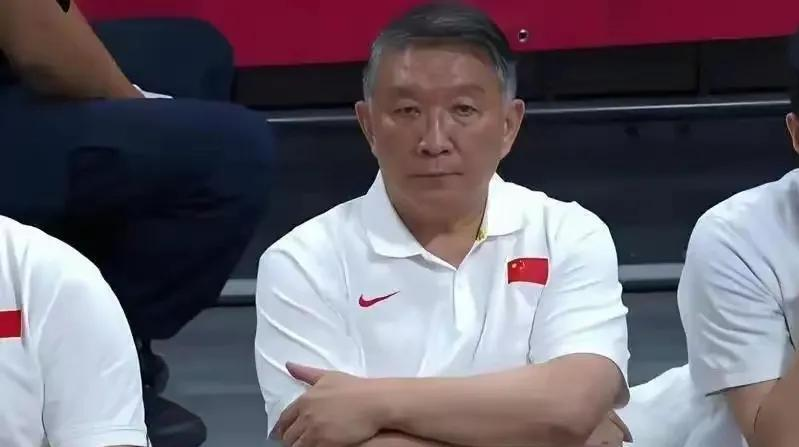 蜘蛛直播官方网站-季后赛场均12+7揽下FMVP！女篮前任扛旗人，或被宫鲁鸣重新召唤？
