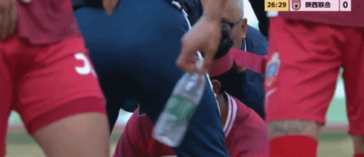 半场：延边龙鼎0-0陕西联合，双方难觅良机，冯伯元染红